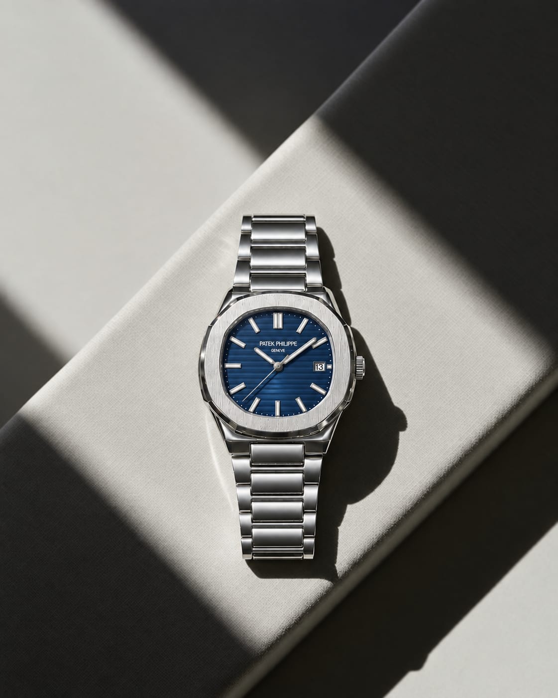 Patek Philippe Stainless Steel Luxury Men’s Watch – Master Replica Edition